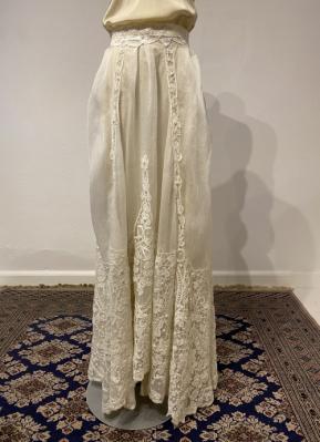 1890’s White tape-lace organza skirt/38