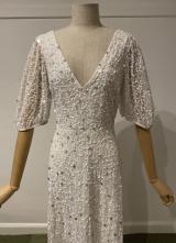White sequin beaded gown with sleeves/40-42