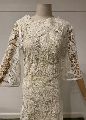 1930s-style Ivory lace gown with 70s sleeves/38-40
