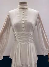 1970’s White chiffon gown/36