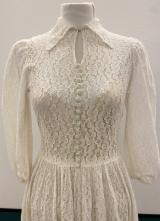 1940’s Ivory lace gown/36