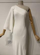 White one-shoulder gown/36