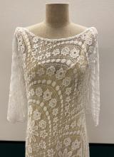 1930’s-style White soft double lace gown/40