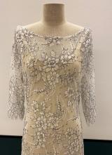 1930’s-style White black double lace gown/38