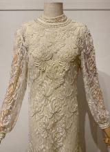 1980’s Ivory 20’s-style beaded pearl lace dress/36-38