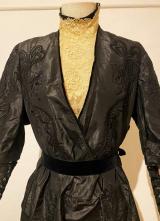 1890’s Black taffeta gown/44