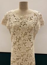 1930’s-style Ecru star-lace gown/40