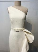 Ivory asymmetrical ruffle gown/34-36