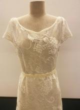 1930’s-style Ivory soft gauze gown with train/40-42