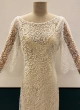 1930’s-style White delicate lace gown/38